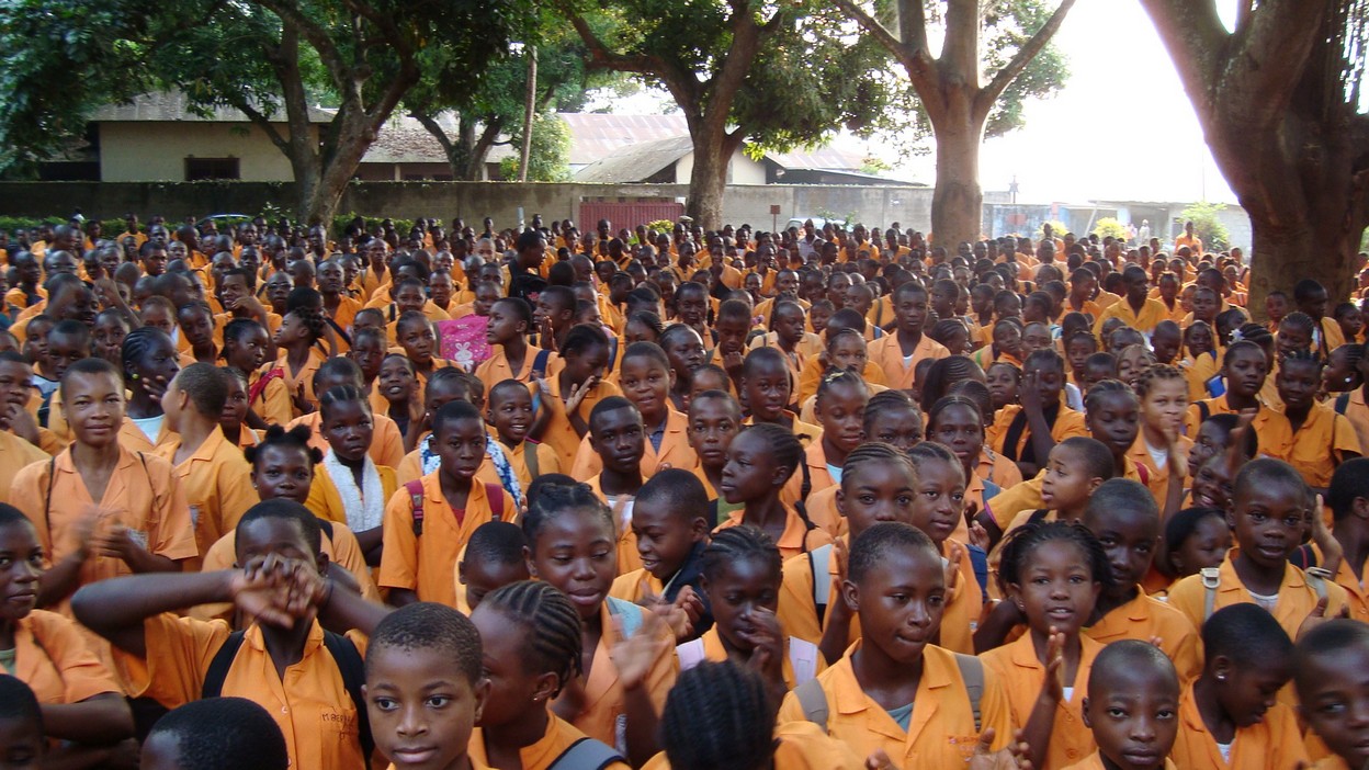ONLUS oasi del germoglio - struttura per accoglienza ragazze madri in Camerun - Africa